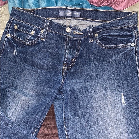 Levi’s - Picture 2 of 2